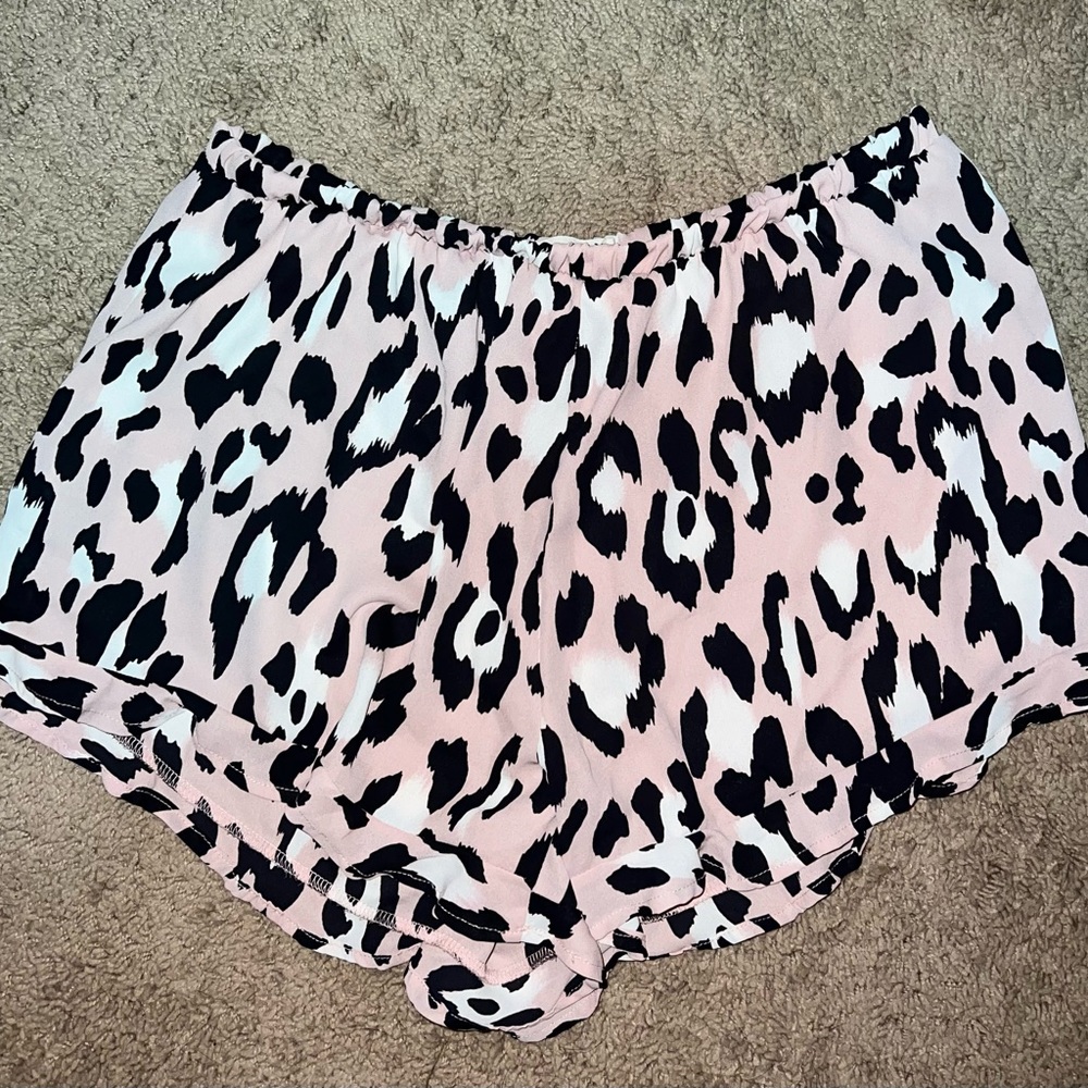 Boutique dress shorts!